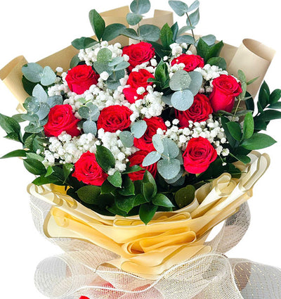 12 Red Roses Bouquet For Women’s Day