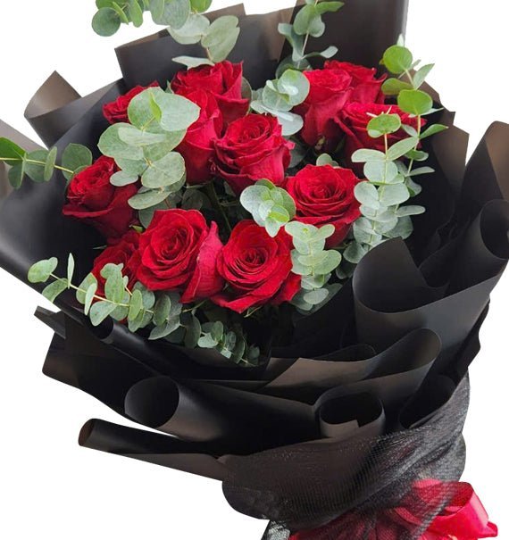 12 Red Roses For Vietnamese Women's Day