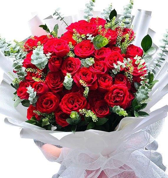 36 Red Roses For Mothers Day Vietnam