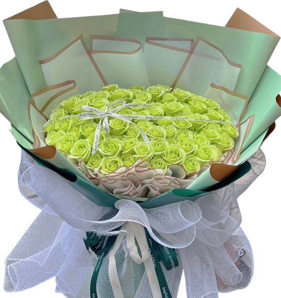 48 Light Green Waxed Roses Bouquet