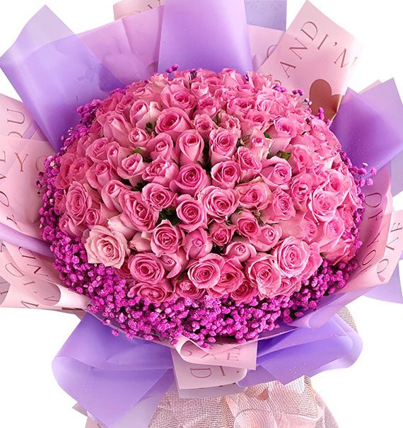 99 Pink Roses Bouquet For Womens Day Vietnam
