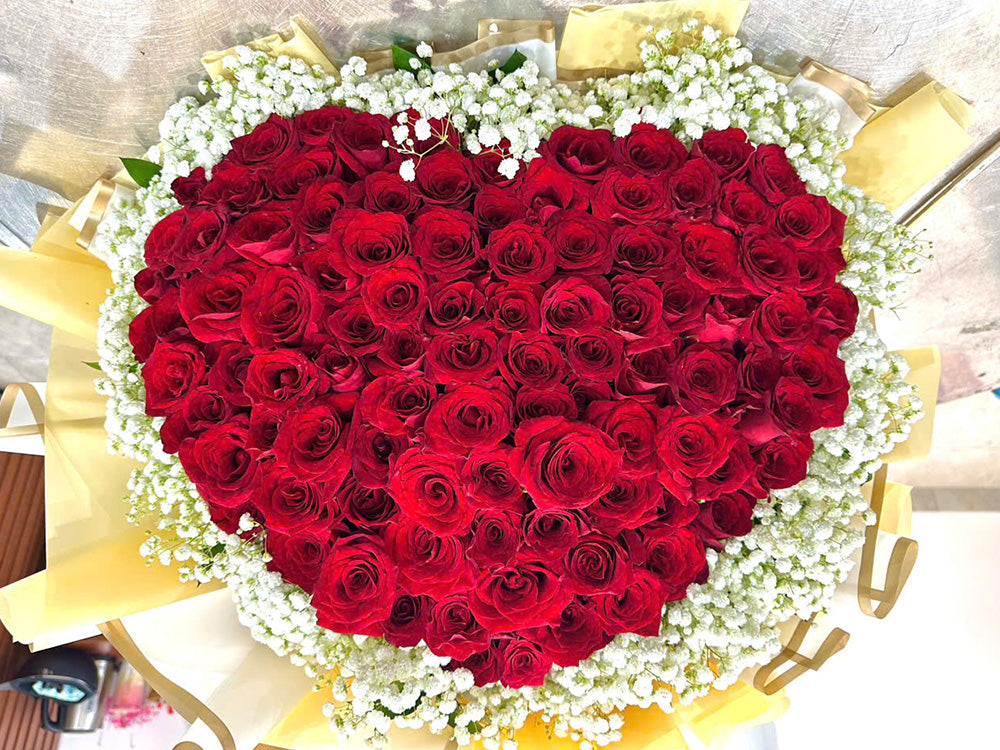 Send 99 roses to Vietnam today