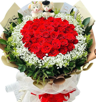 Couple In Love - HCM ONLY