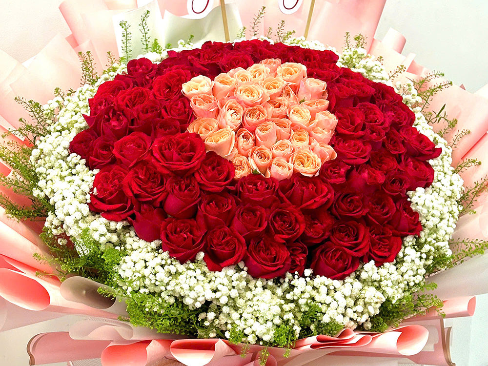 dreamy color roses bouquet