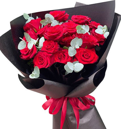 Ecuadorian Roses (Pre-Order)