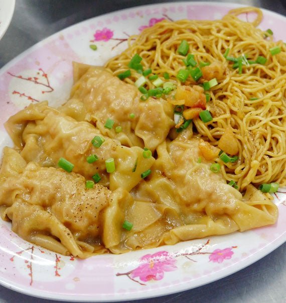 Jiaozi Noodles With Oyster Sauce – Ha Ton Quyen