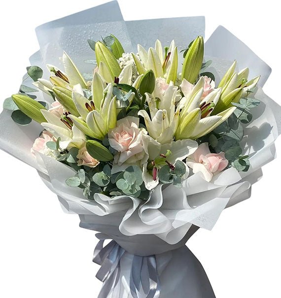 Loving Lilies and Roses Bouquet Vietnam