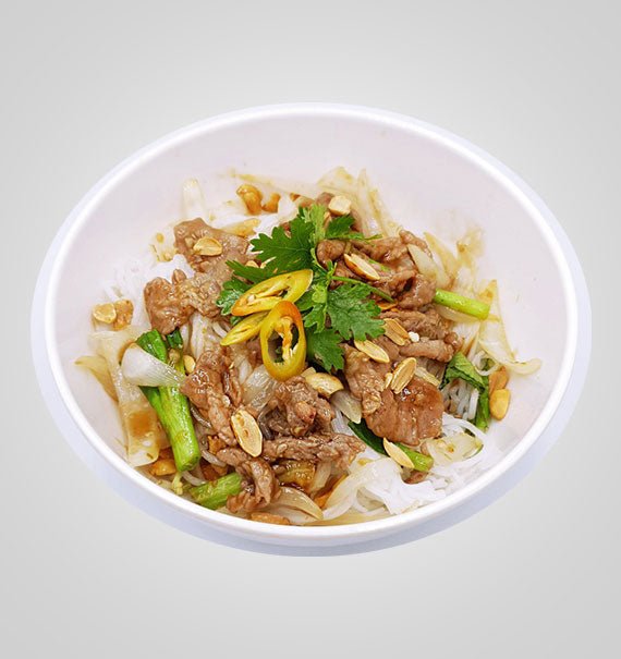 Noodles Soup With Stir Fried Beef