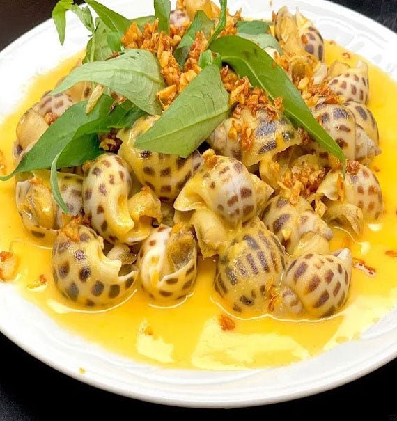 Oc Huong Sot Trung Muoi Fresh Seafood