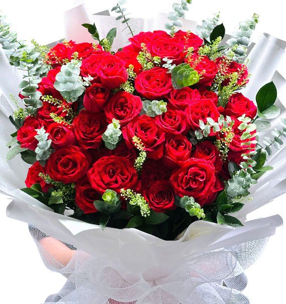 O'hara Red Roses Bouquet For Valentine Vietnam