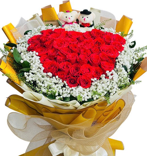 Romantic Love Couple Roses Vietnam