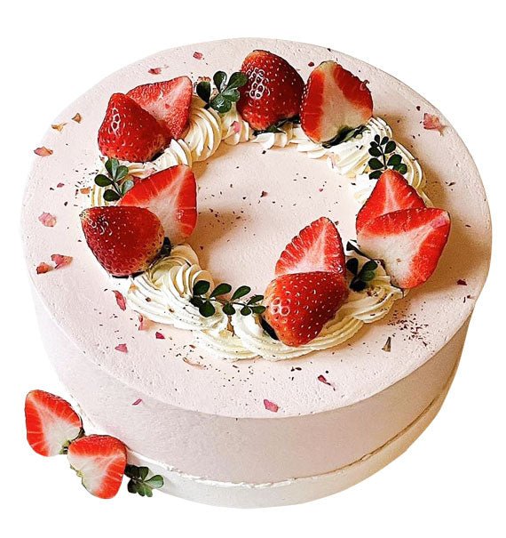 Strawberry Kiss Cake Vietnam