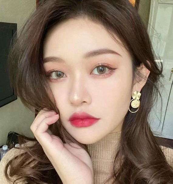 Tom Ford Liquid Lip Luxe Matte 127 Temptress