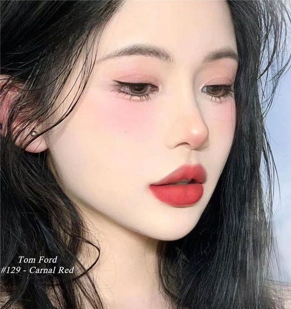 Tom Ford Liquid Lip Luxe Matte 129 Carnal Red