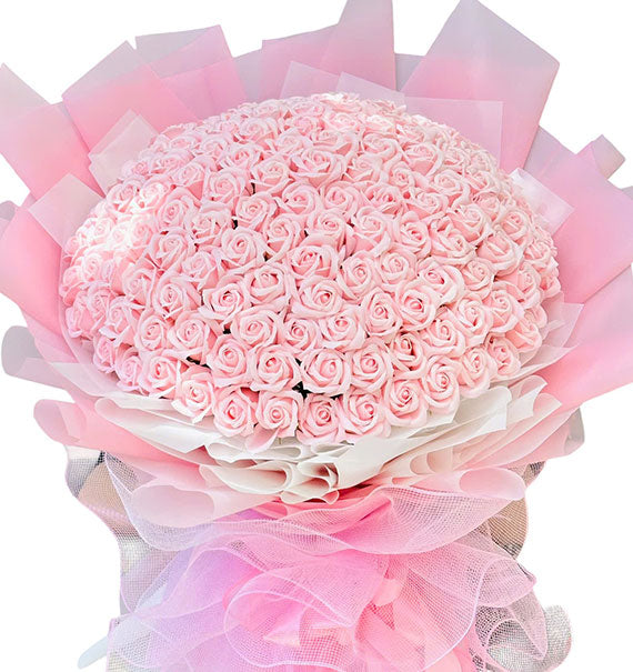 Vietnamese Women’s Day Artificial Pink Roses