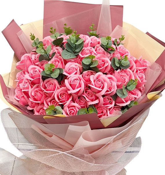 Waxed Rose Bouquet For Vietnamese Women's Day