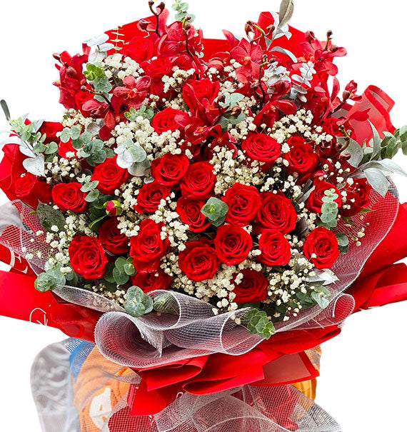 Winter Rose Bouquet For Christmas Vietnam