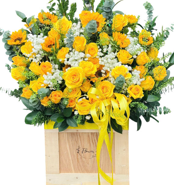 Yellow Rose Basket For Tet Vietnam