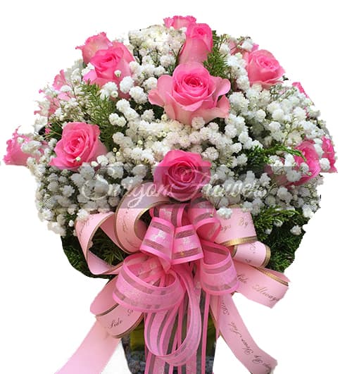 20-pink-rose-in-vase