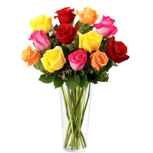 mixed-roses-in-vase