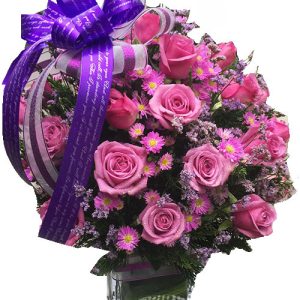purple-rose-in-vase