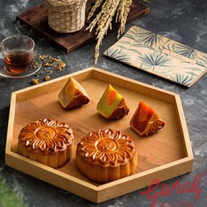 Givral Mooncakes 02