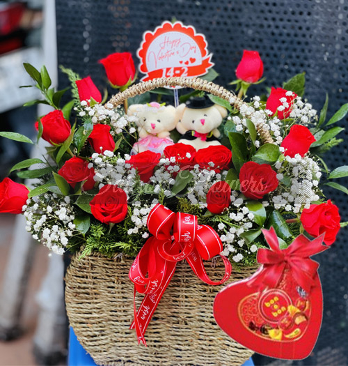 Special-Flowers-&-Chocolate-Valentine-01-01