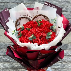 Special Waxed Roses Valentine 01