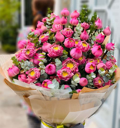 Lotus Bouquet LOTUS FLOWERS, Mother's Day Flowers