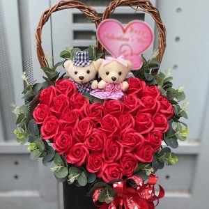 special-artificial-roses-and-chocolate-20-10-02