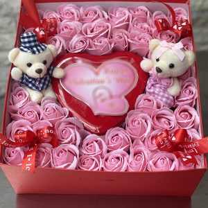special-artificial-roses-and-chocolate-20-10-03