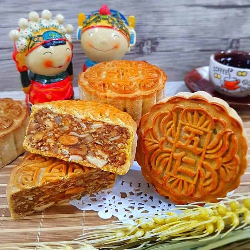 traditional mixed nuts mooncake